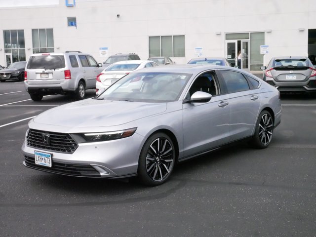 2024 Honda Accord Hybrid Touring 3