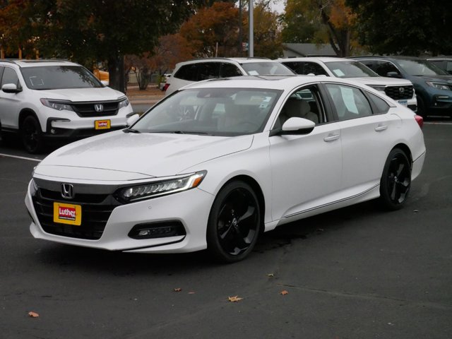 2019 Honda Accord Sedan Touring 2.0T 3