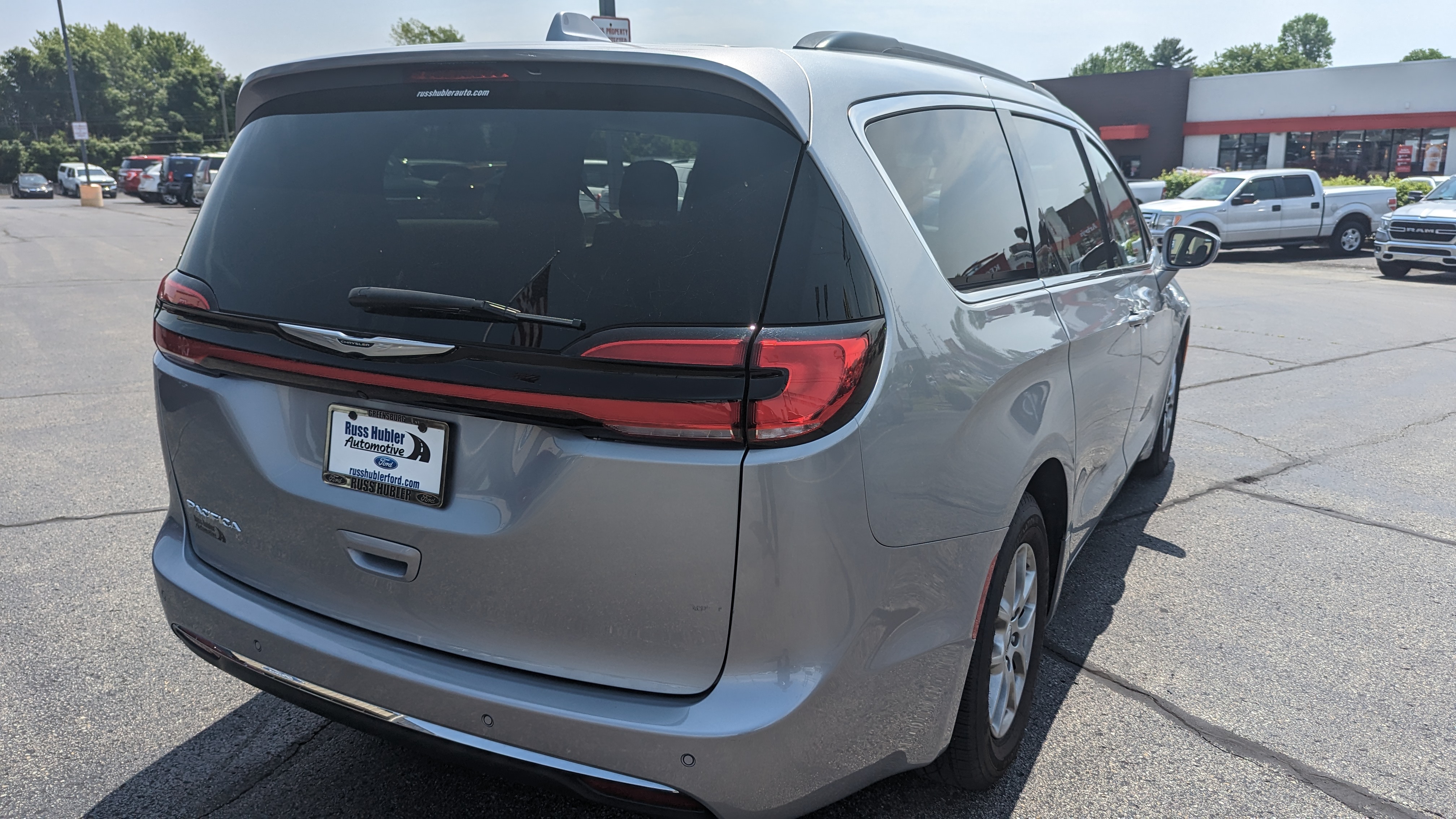 2021 Chrysler Pacifica Touring 28