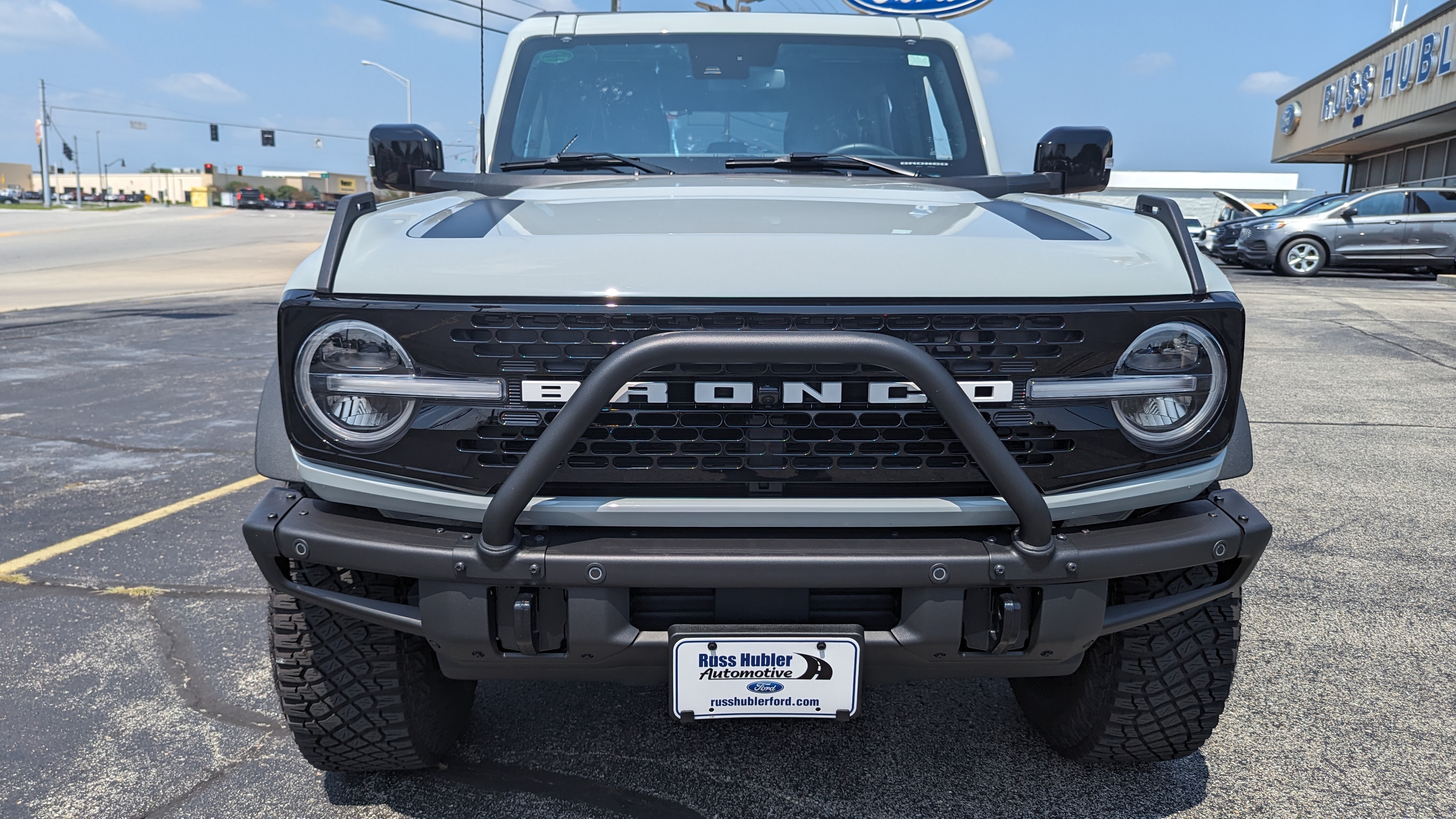 2021 Ford Bronco First Edition 12