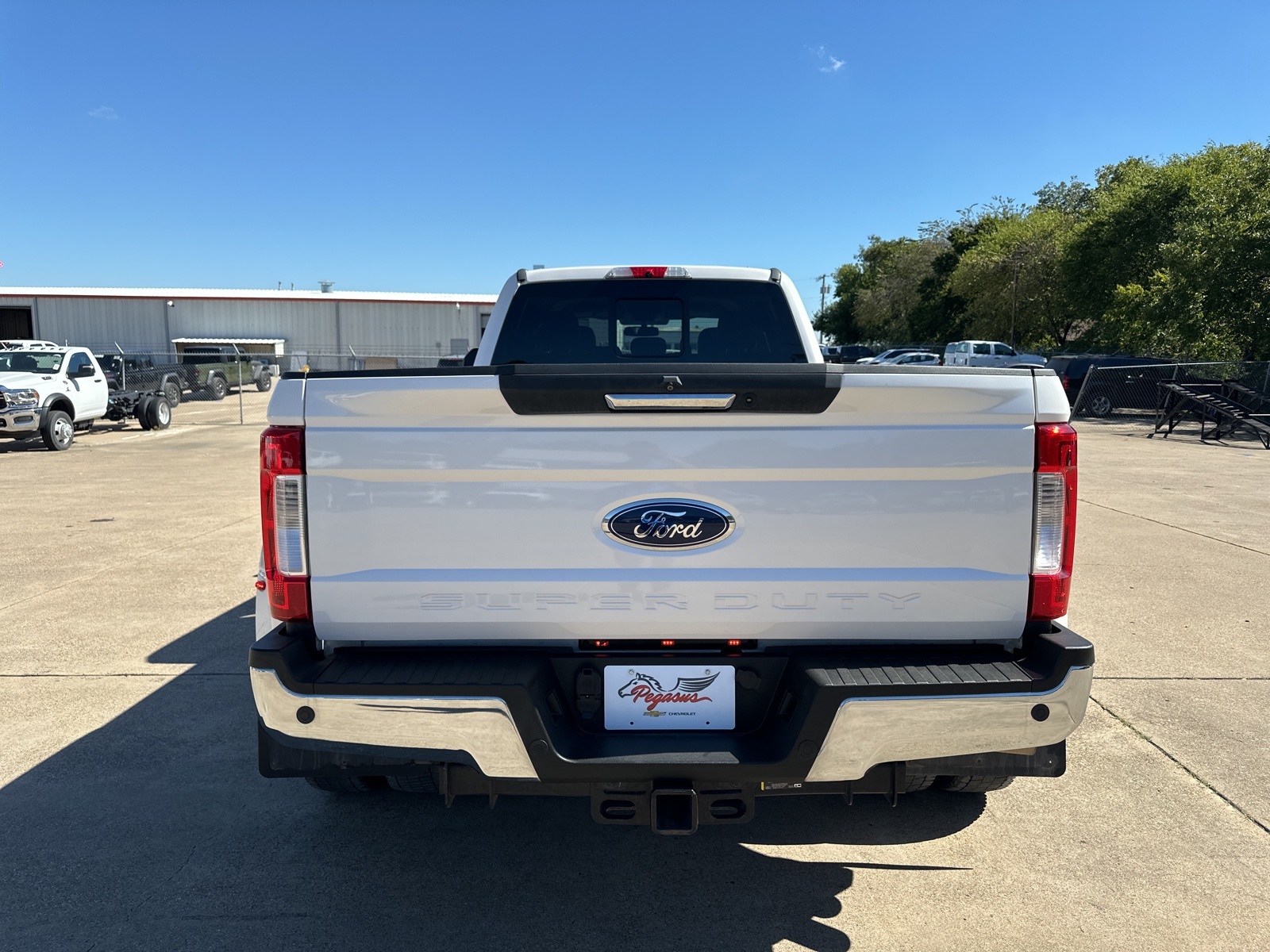 2019 Ford F-450SD Lariat 4