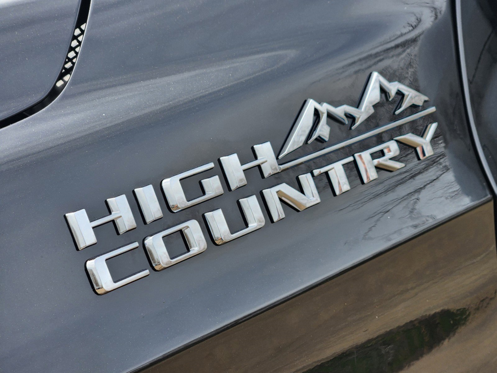 2024 Chevrolet Suburban High Country 10