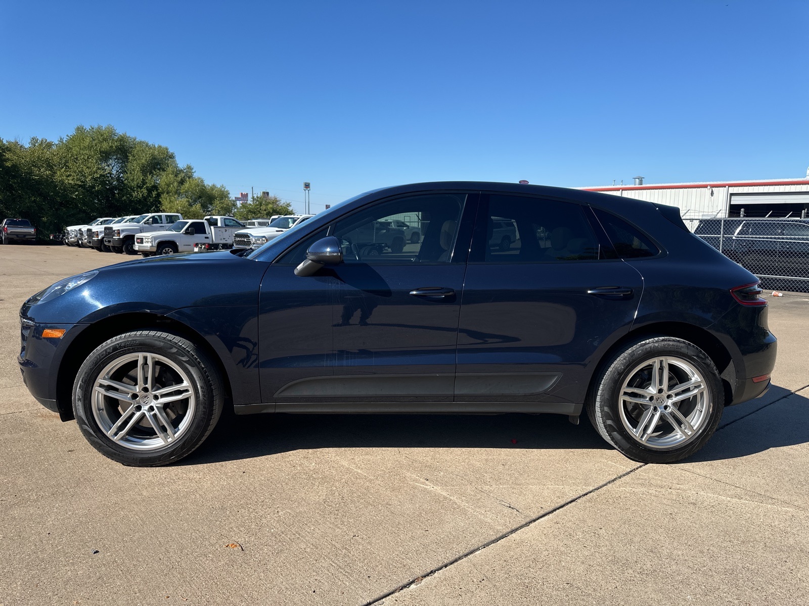 2018 Porsche Macan  3