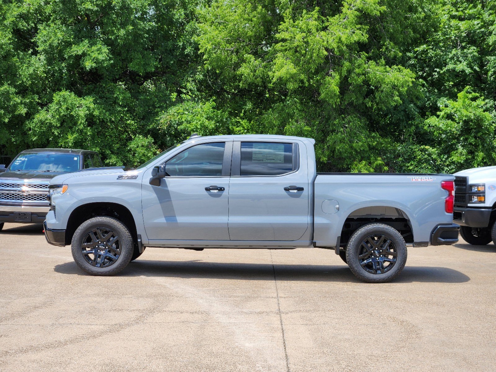 2024 Chevrolet Silverado 1500 LT Trail Boss 3