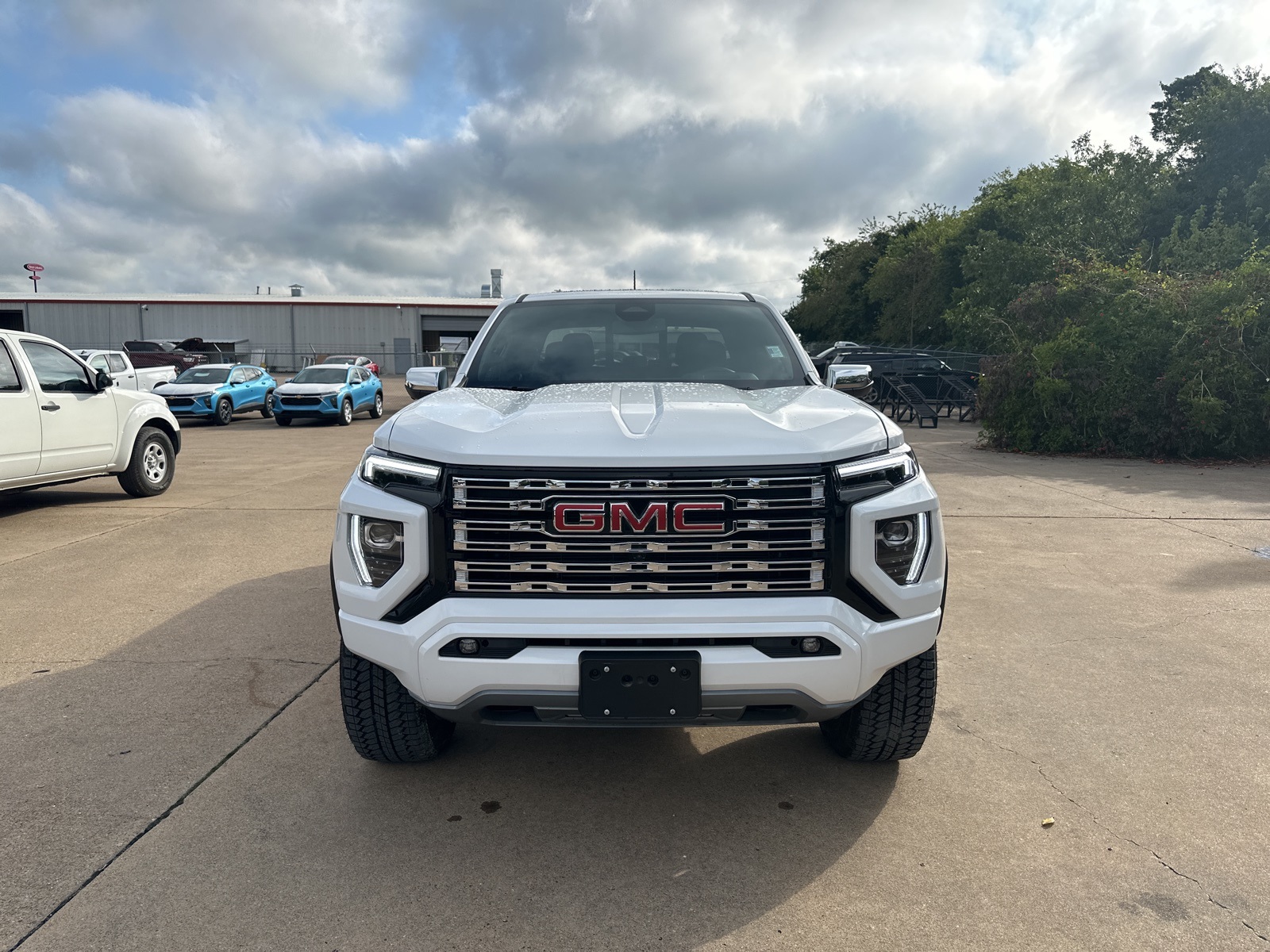 2024 GMC Canyon Denali 2