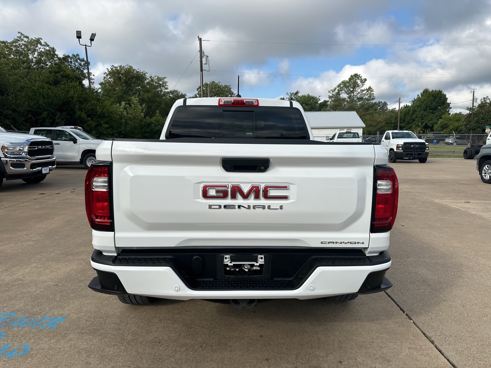 2024 GMC Canyon Denali 4