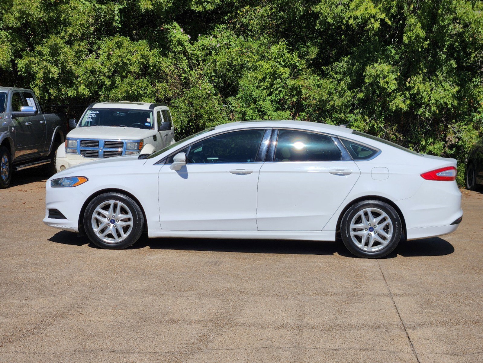 2016 Ford Fusion SE 3