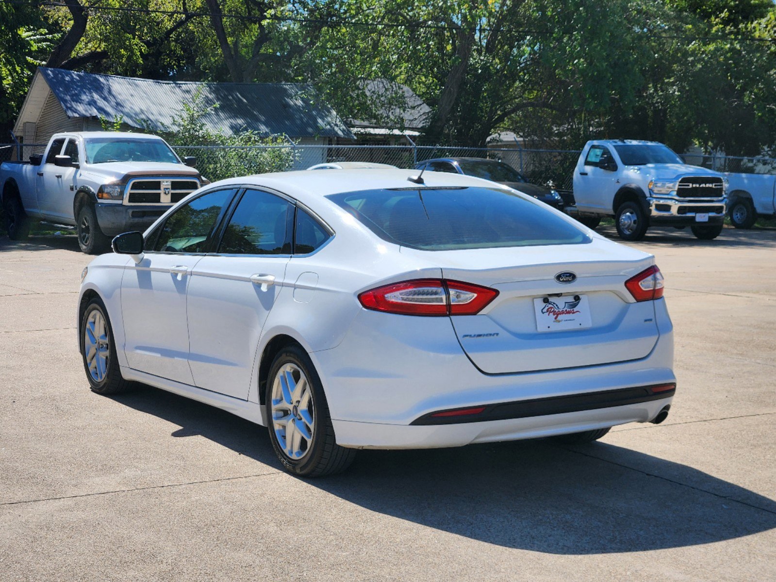 2016 Ford Fusion SE 4