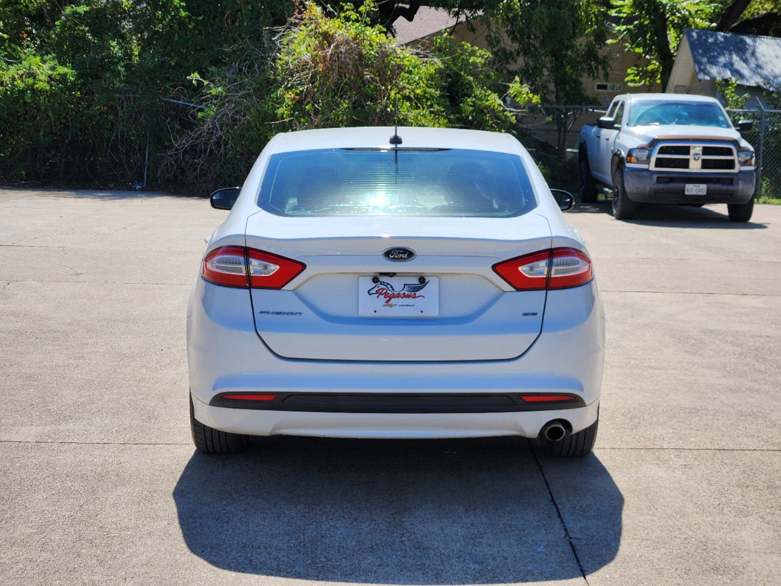 2016 Ford Fusion SE 8