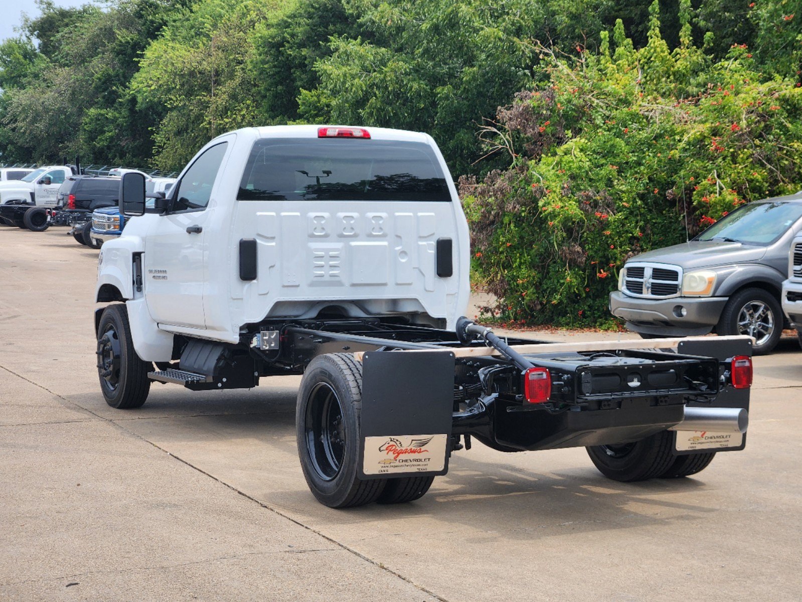 2024 Chevrolet Silverado 4500HD Work Truck 4