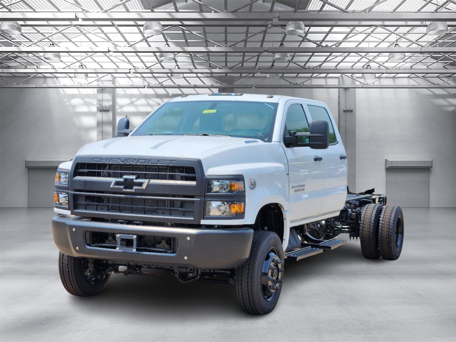 2024 Chevrolet Silverado 4500HD Work Truck 2