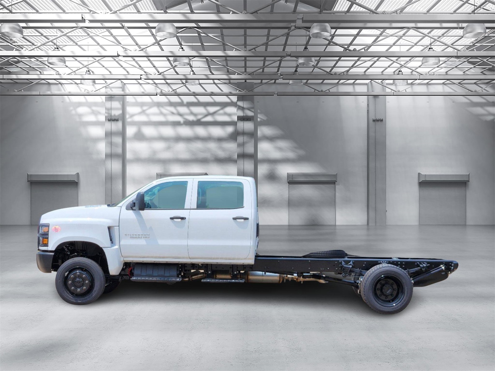 2024 Chevrolet Silverado 4500HD Work Truck 3