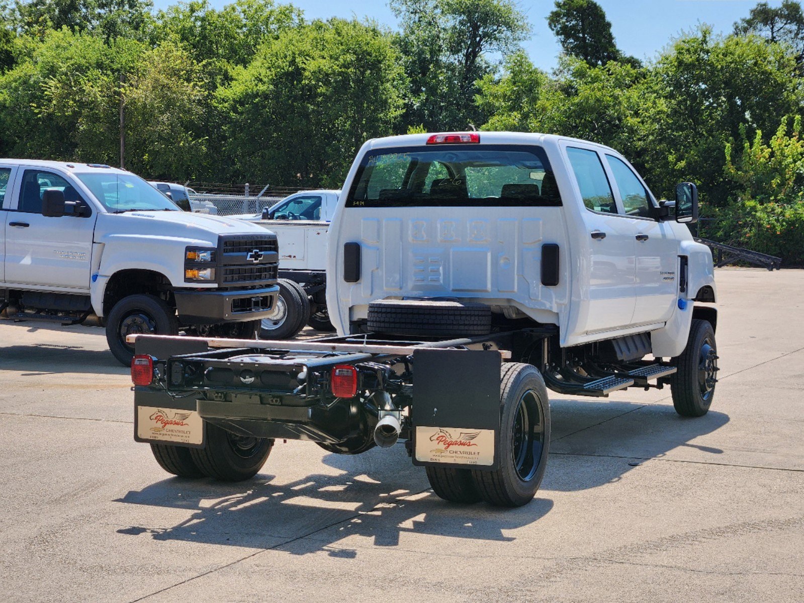 2024 Chevrolet Silverado 4500HD Work Truck 5