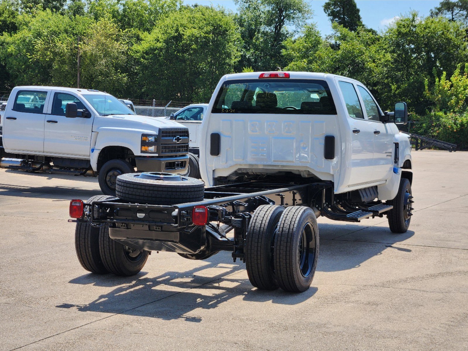 2024 Chevrolet Silverado 4500HD Work Truck 5