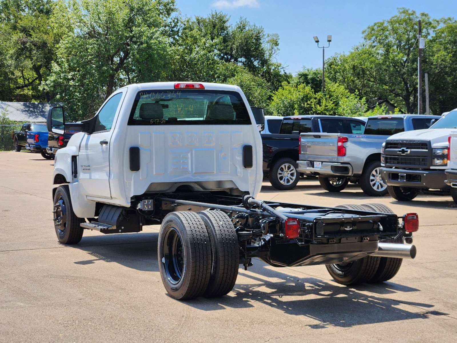 2024 Chevrolet Silverado 4500HD Work Truck 4