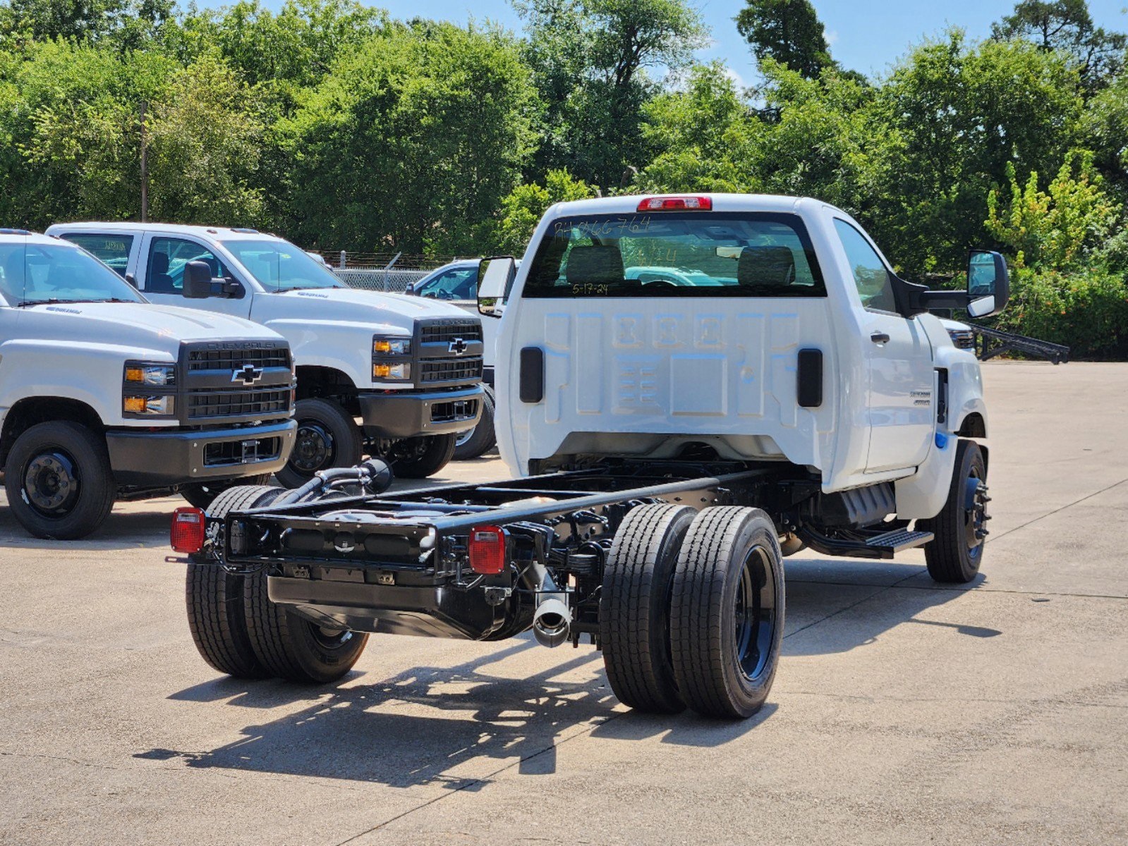 2024 Chevrolet Silverado 4500HD Work Truck 5