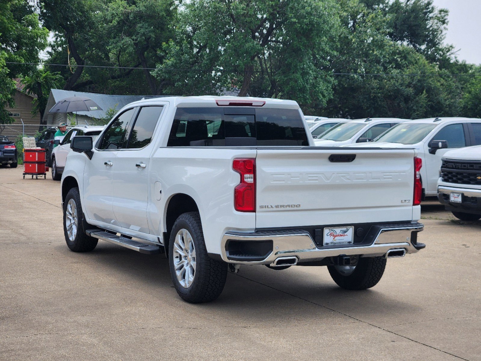 2024 Chevrolet Silverado 1500 LTZ 4