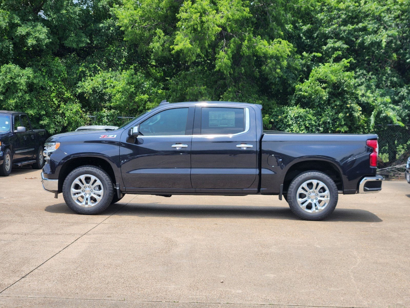 2024 Chevrolet Silverado 1500 LTZ 3