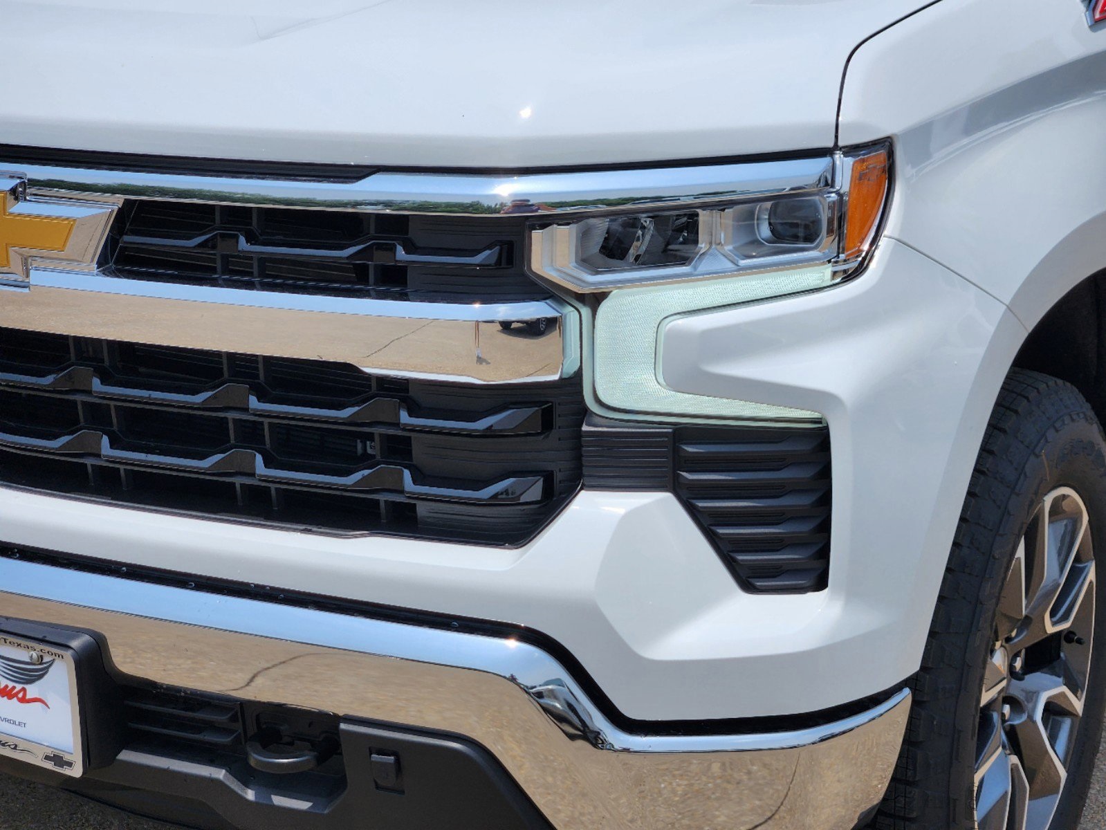 2024 Chevrolet Silverado 1500 LT 7