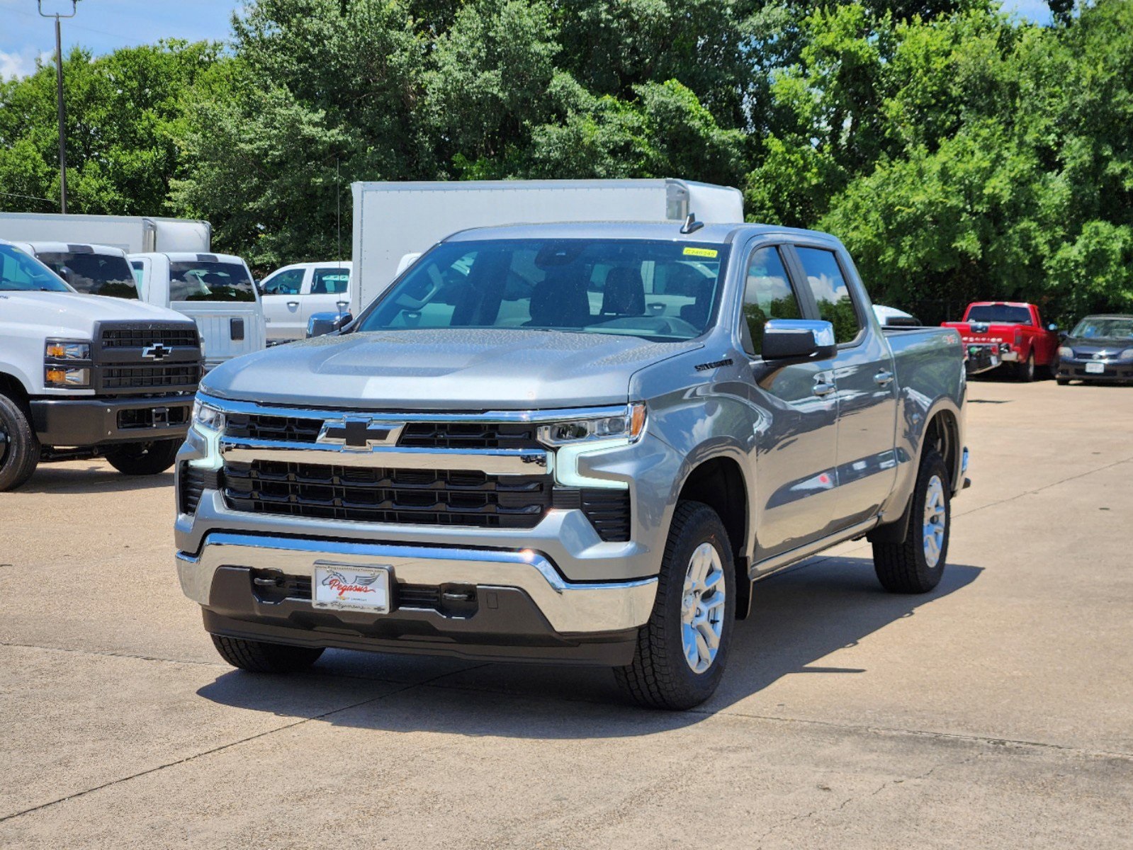 2024 Chevrolet Silverado 1500 LT 2