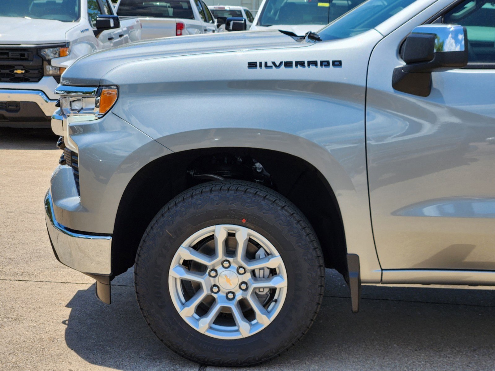 2024 Chevrolet Silverado 1500 LT 8