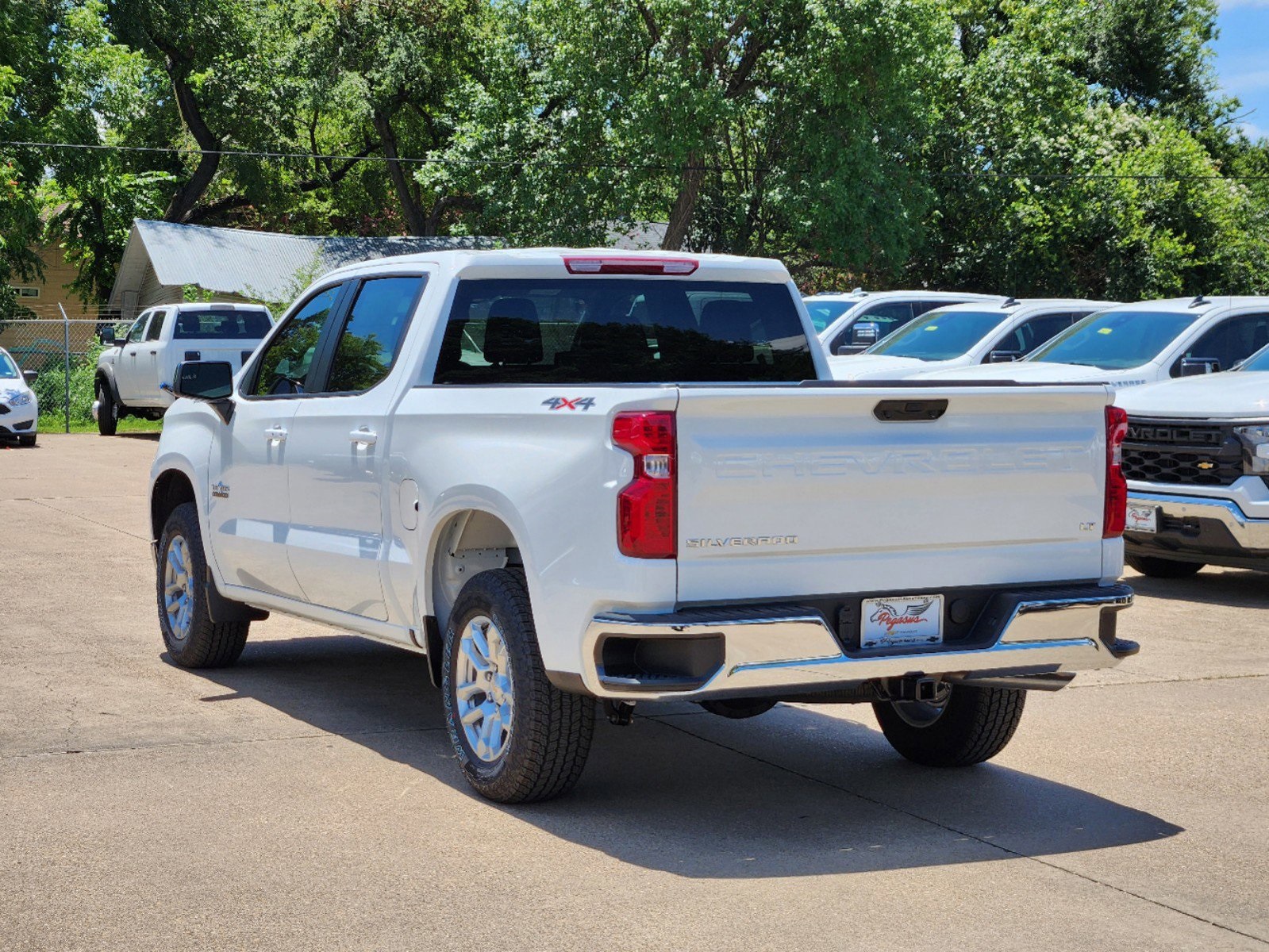 2024 Chevrolet Silverado 1500 LT 4