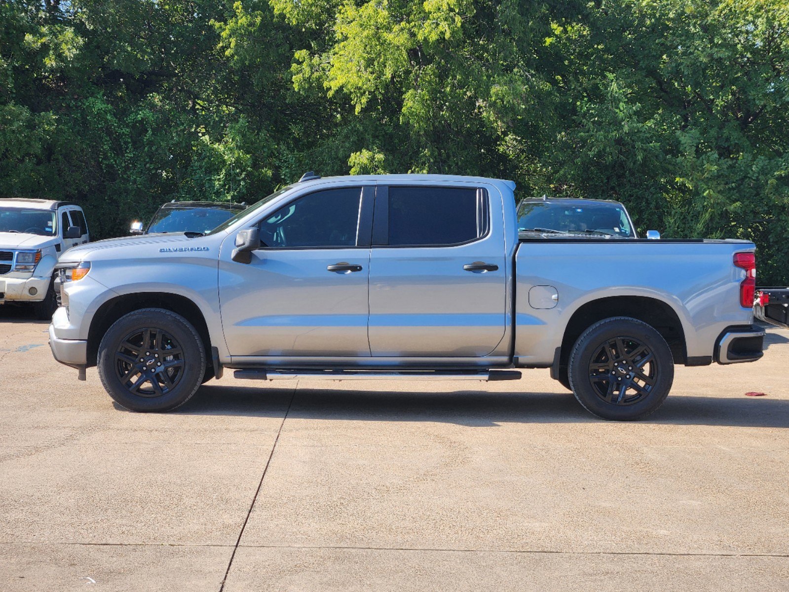 2024 Chevrolet Silverado 1500 Custom 3