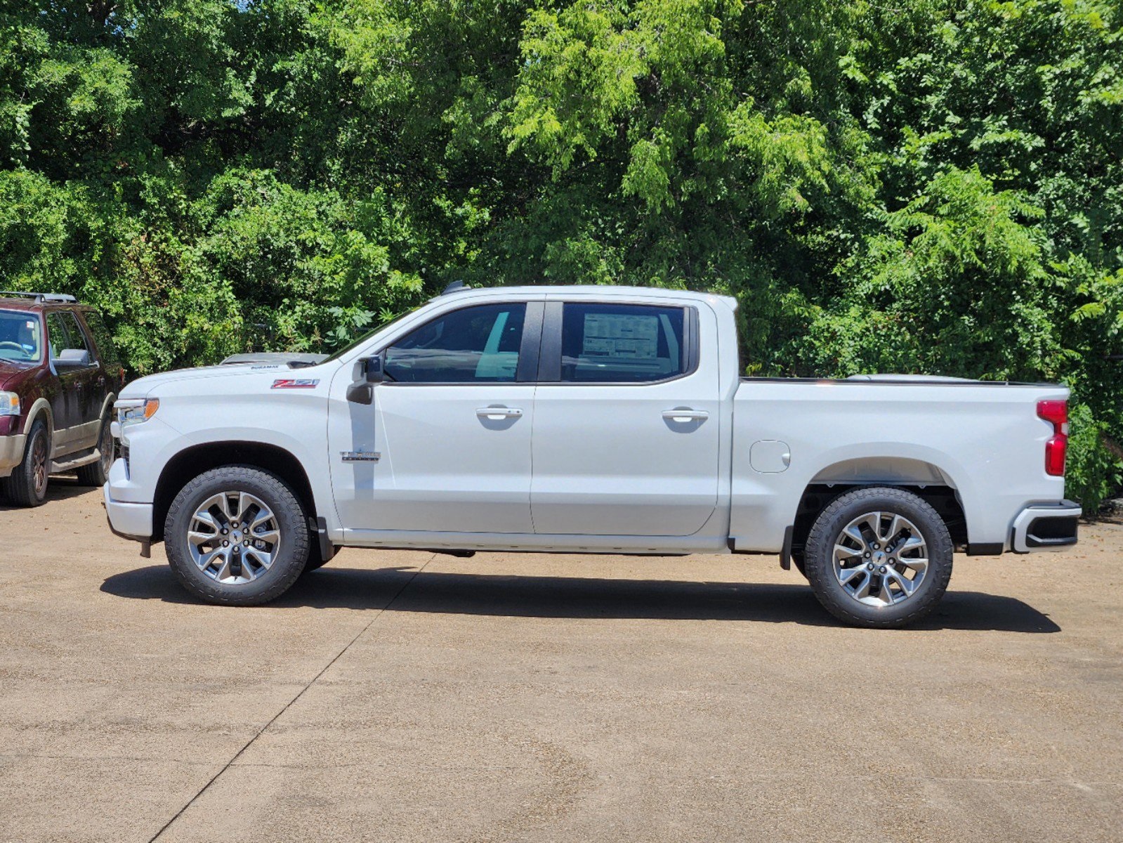 2024 Chevrolet Silverado 1500 RST 3