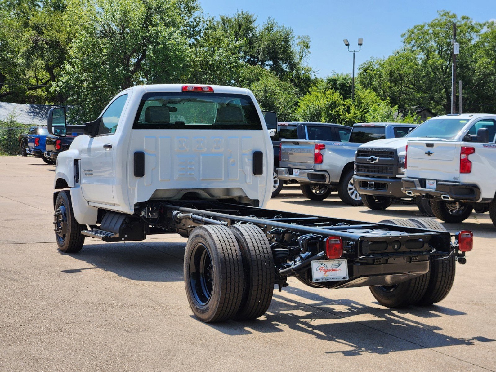 2024 Chevrolet Silverado 1500 Work Truck 4