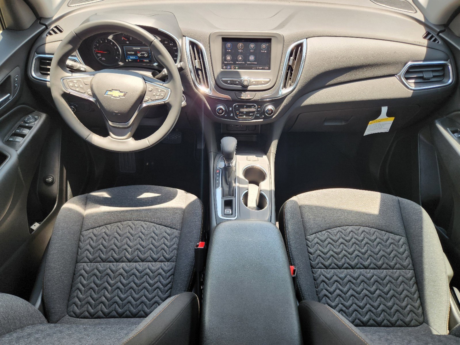 2024 Chevrolet Equinox LT 25