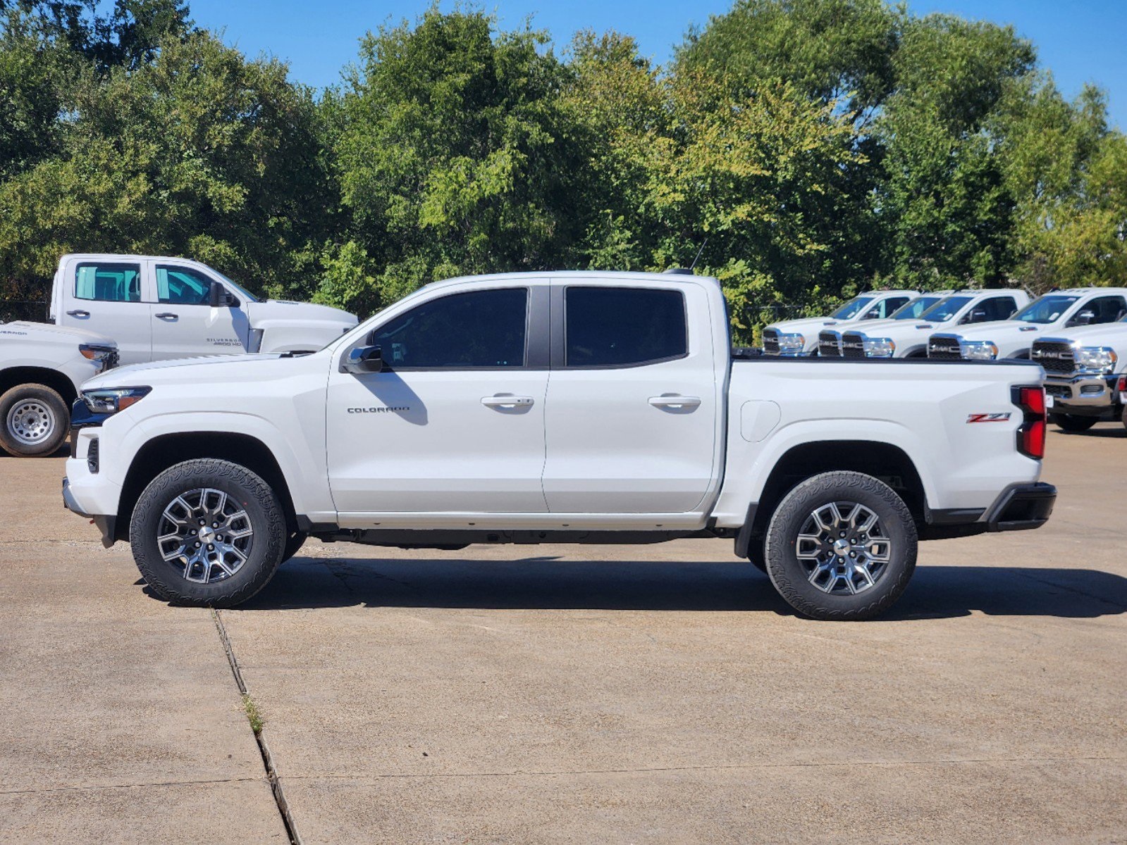 2024 Chevrolet Colorado Z71 3