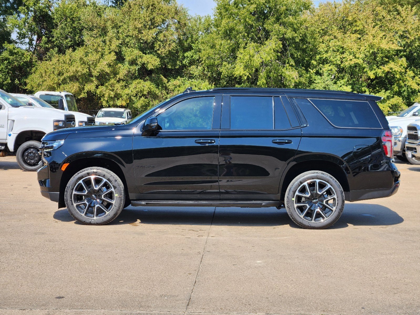 2024 Chevrolet Tahoe RST 3