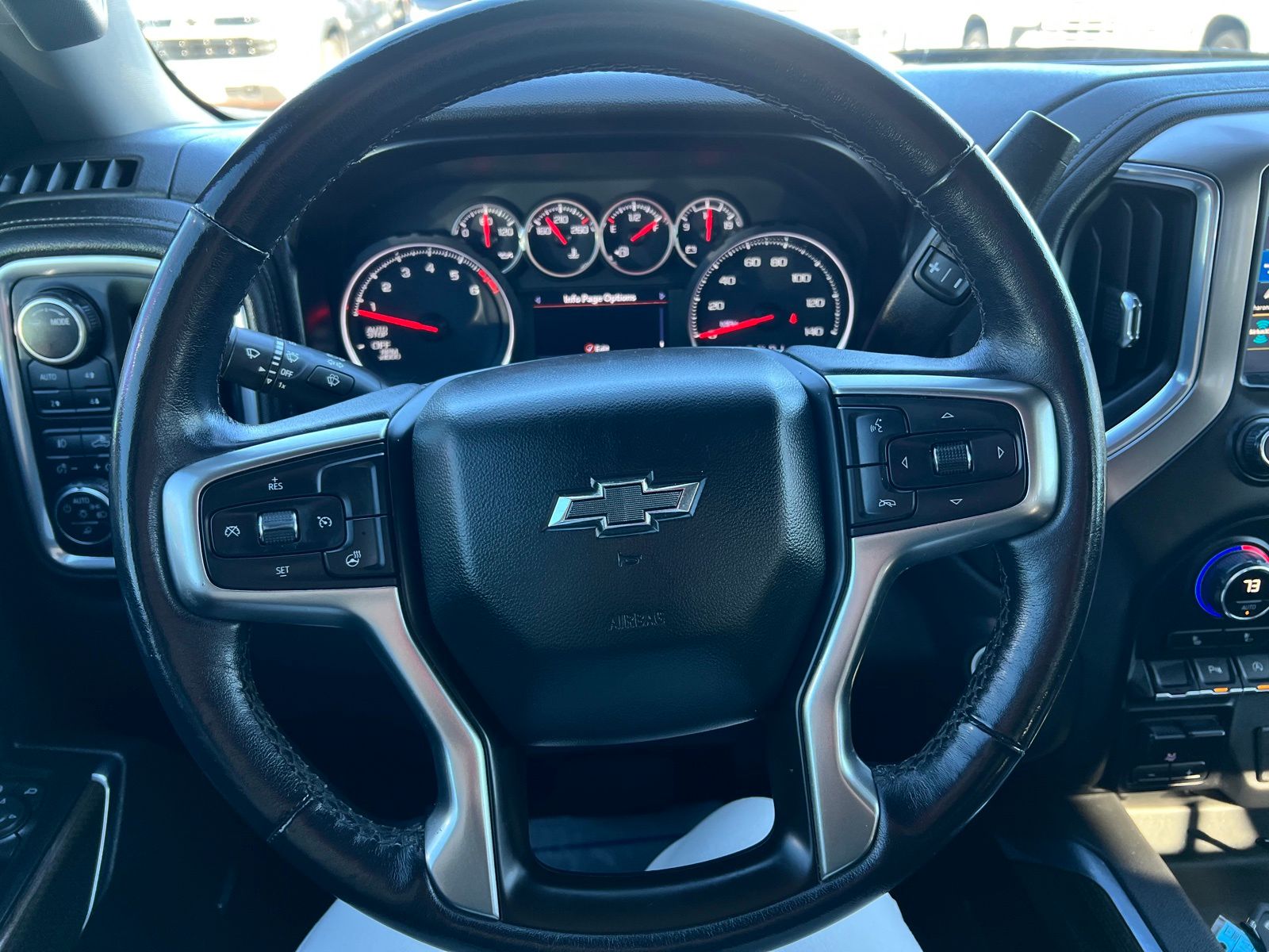 2021 Chevrolet Silverado 1500 LT Trail Boss 6