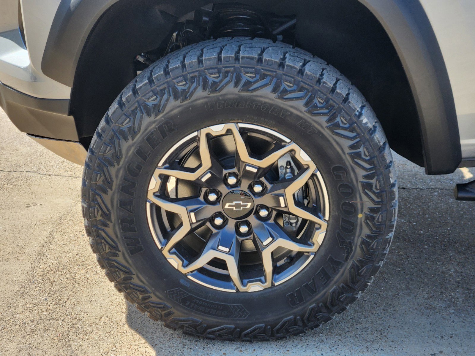 2024 Chevrolet Colorado ZR2 9