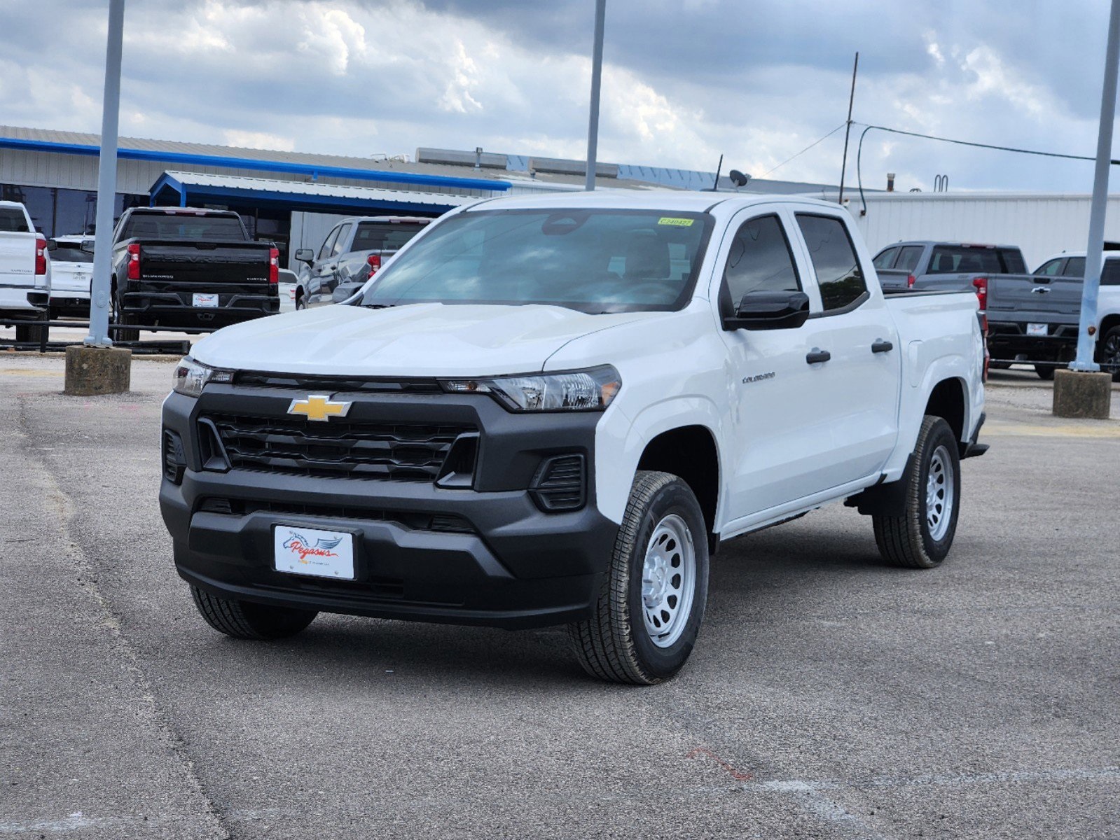 2024 Chevrolet Colorado Work Truck 2