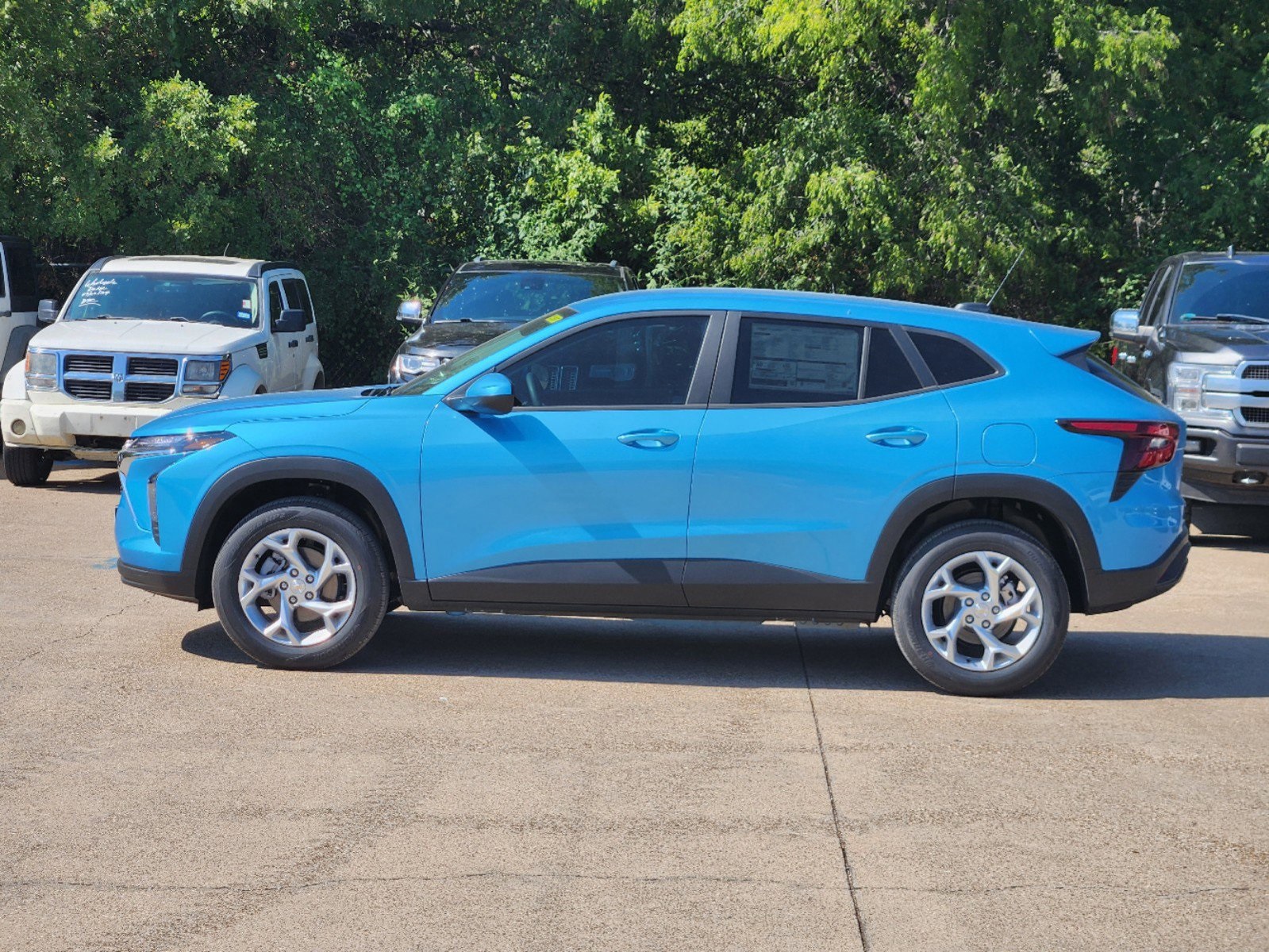 2025 Chevrolet Trax LS 3