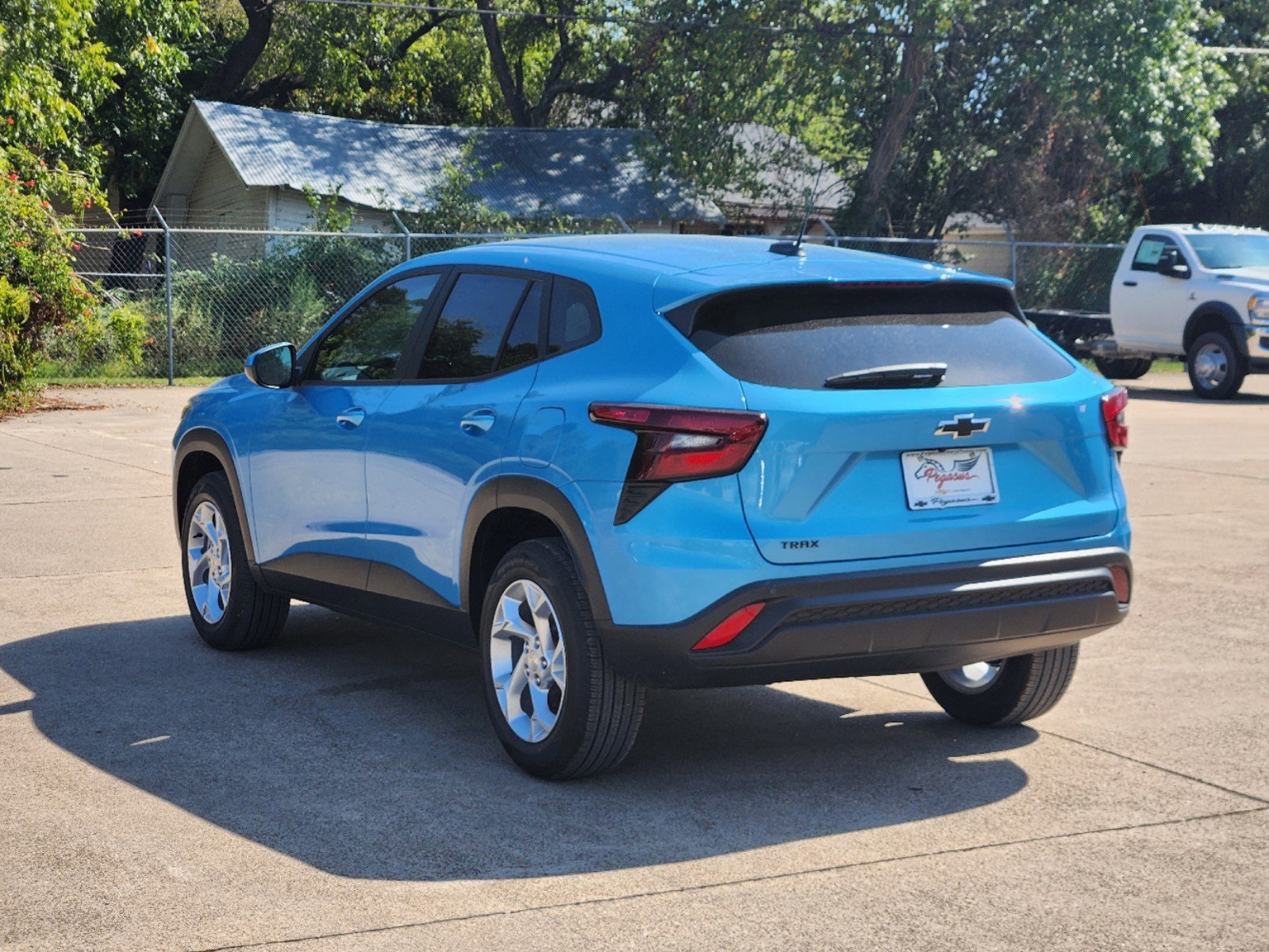 2025 Chevrolet Trax LS 4