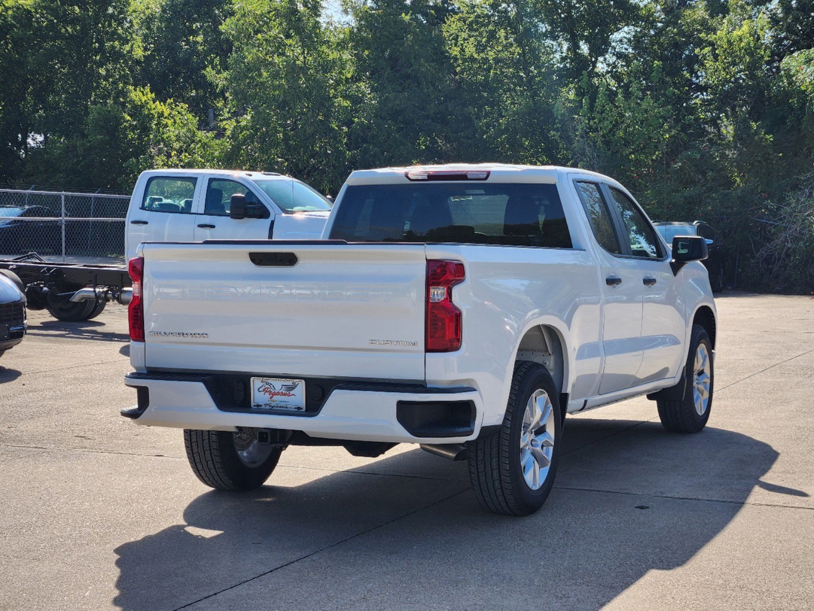 2025 Chevrolet Silverado 1500 Custom 5