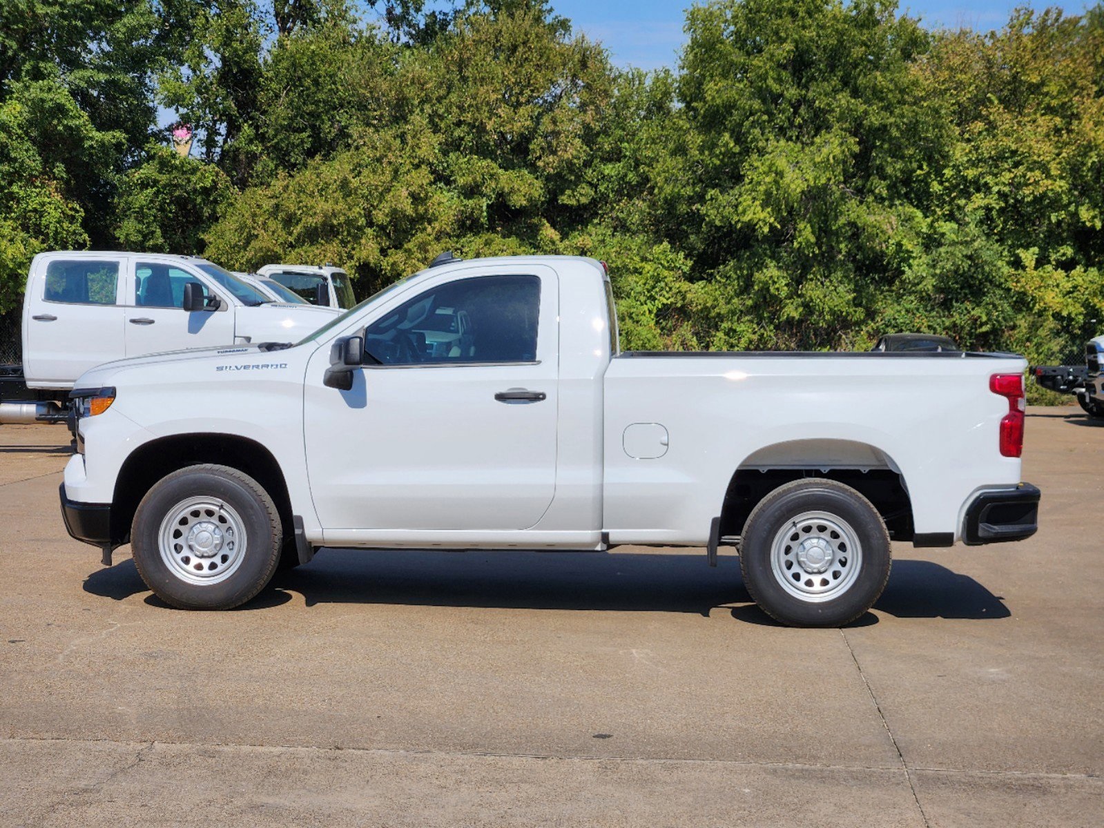 2025 Chevrolet Silverado 1500 WT 3