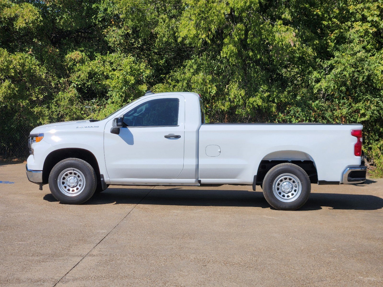 2025 Chevrolet Silverado 1500 WT 3