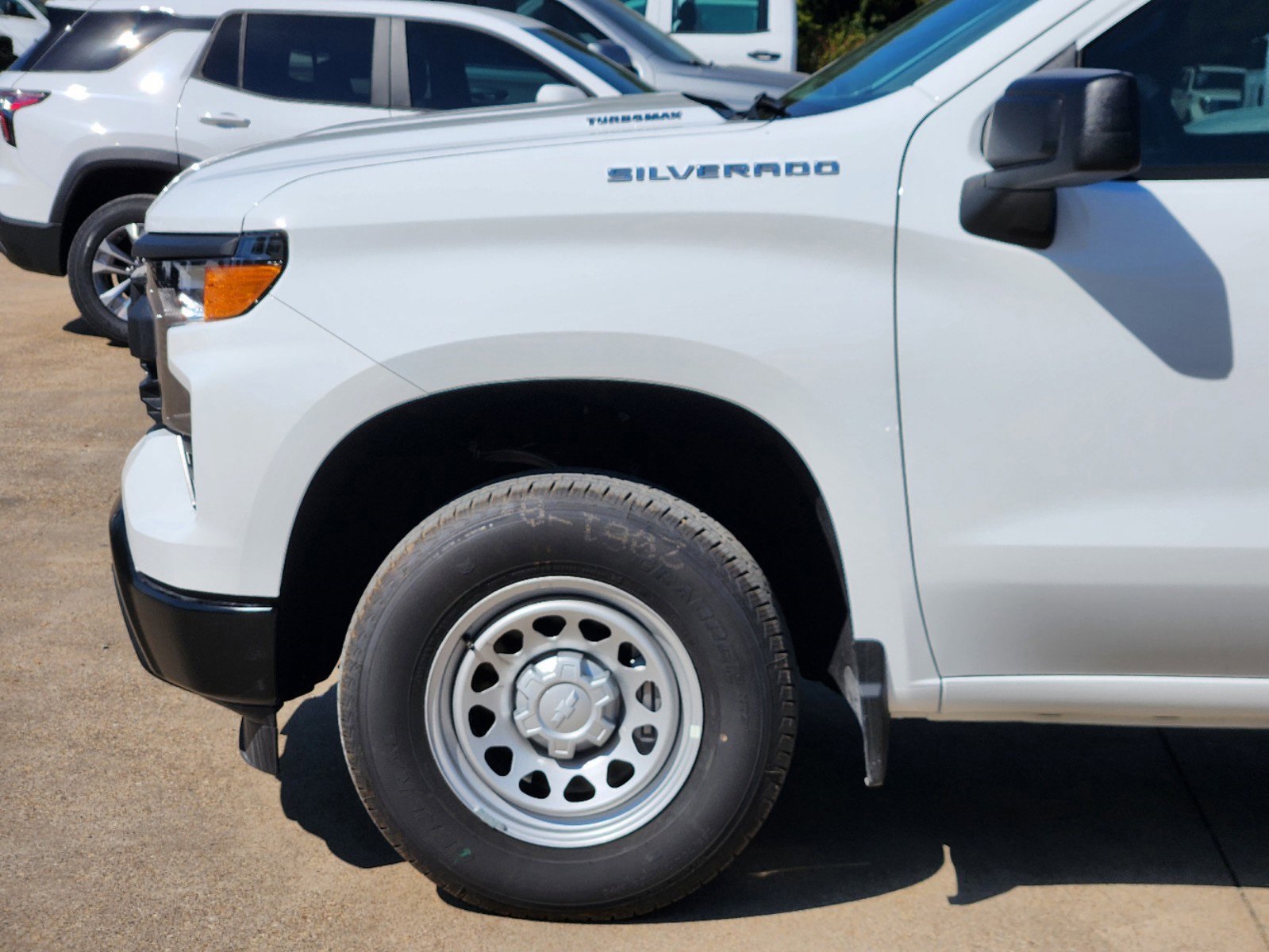 2025 Chevrolet Silverado 1500 WT 8