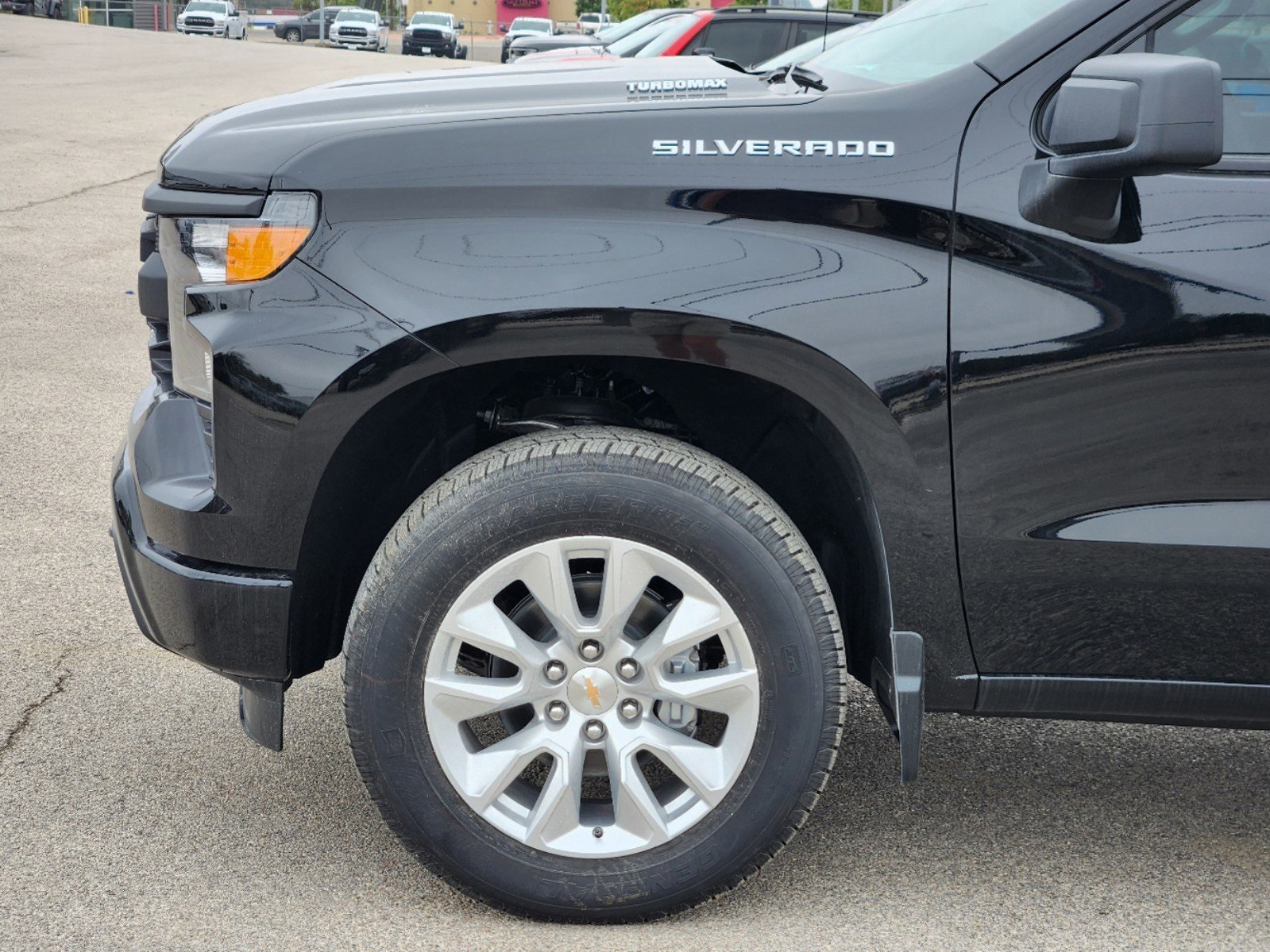 2025 Chevrolet Silverado 1500 Custom 8