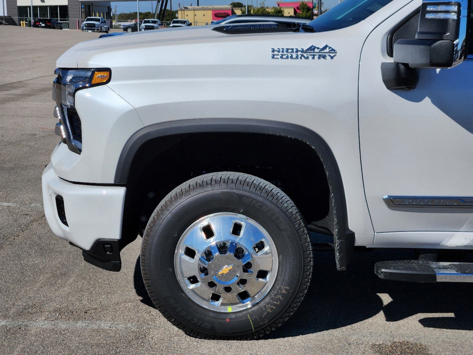 2025 Chevrolet Silverado 3500HD High Country 8