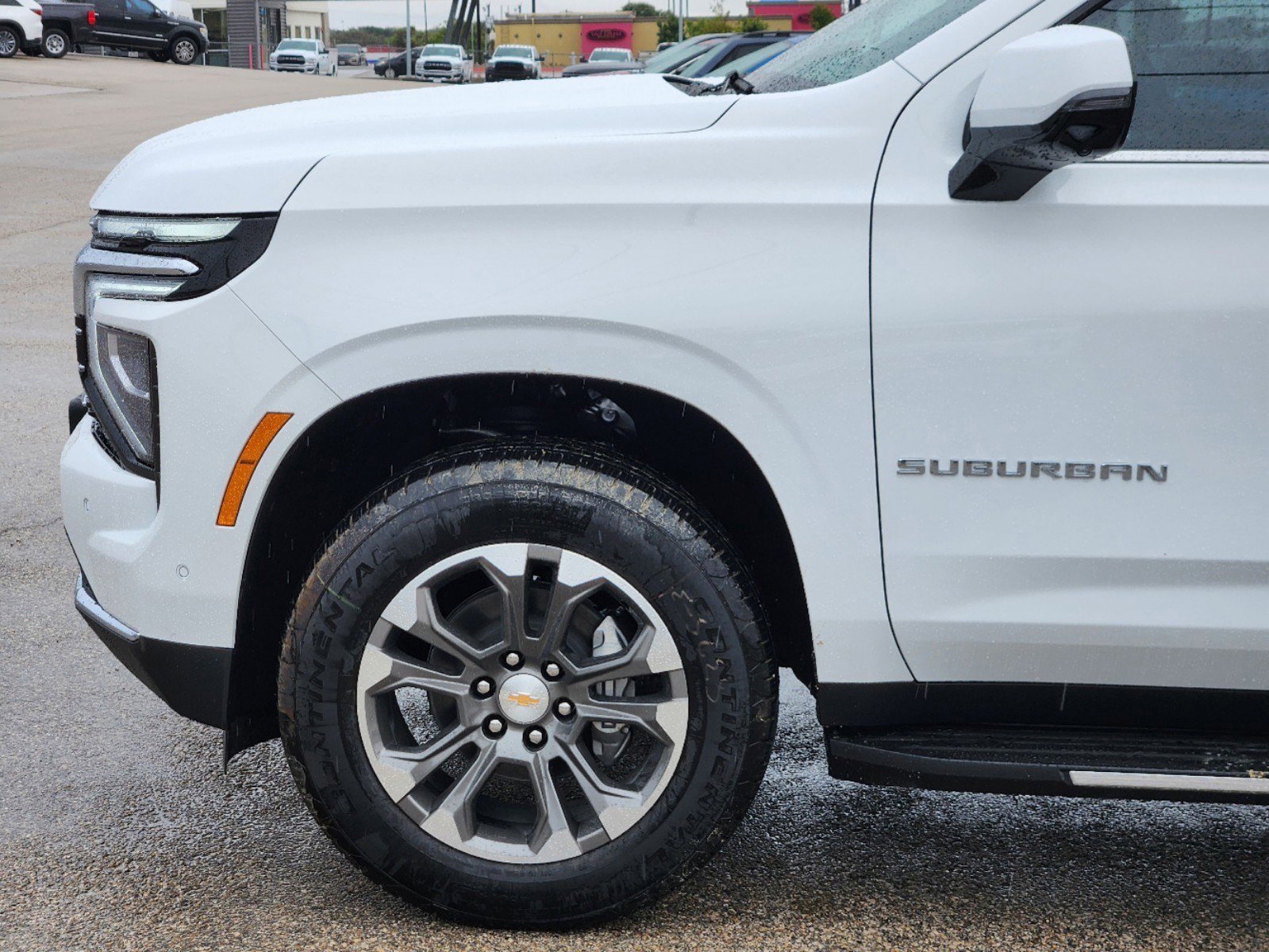 2025 Chevrolet Suburban LT 8