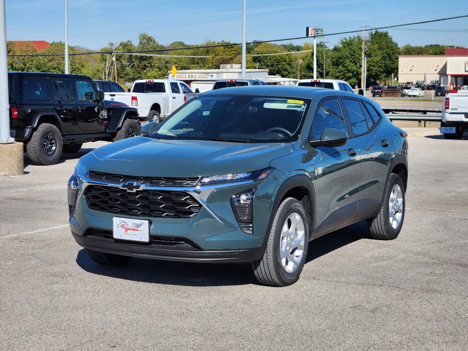 2025 Chevrolet Trax LS 2