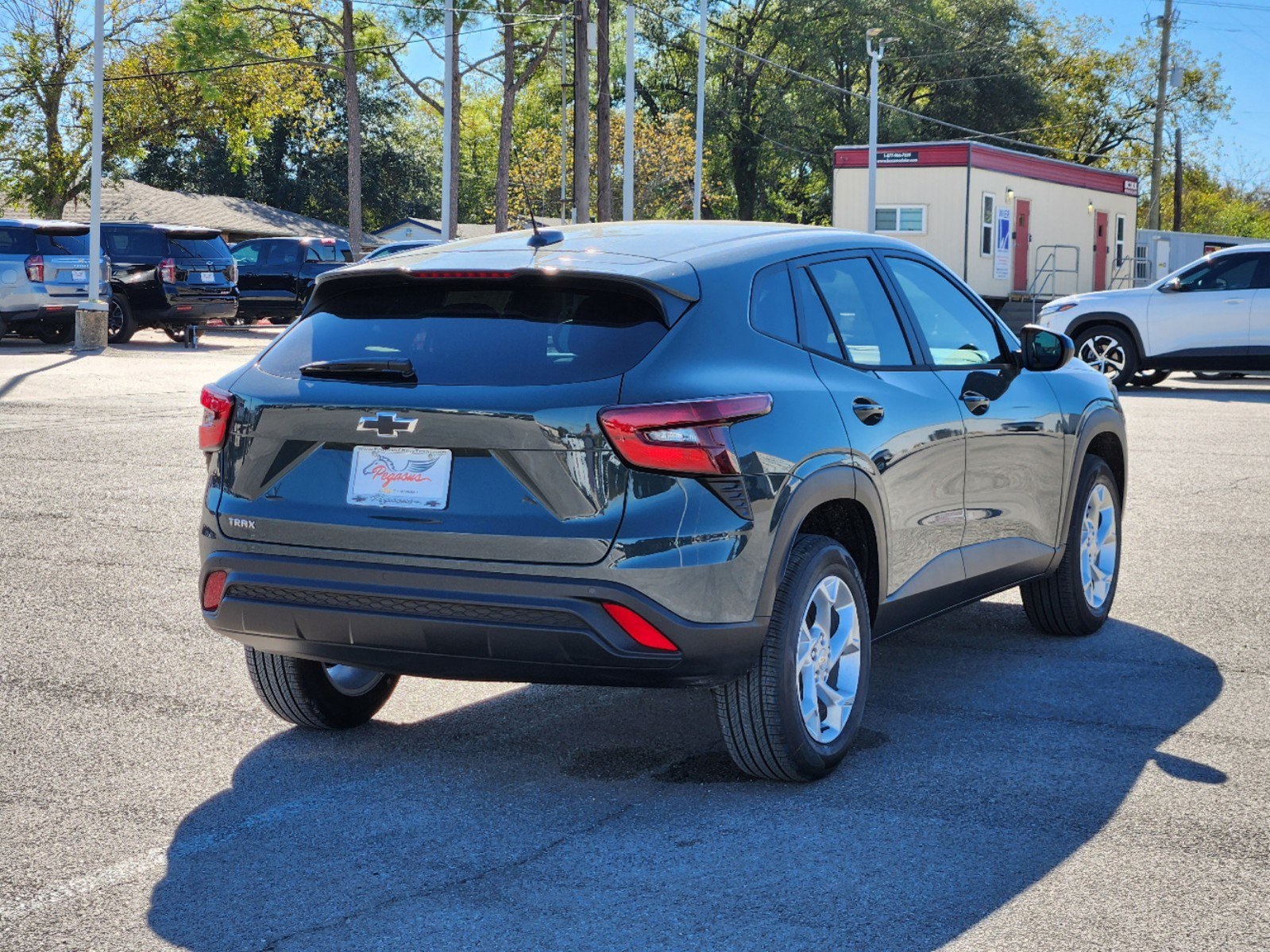 2025 Chevrolet Trax LS 5