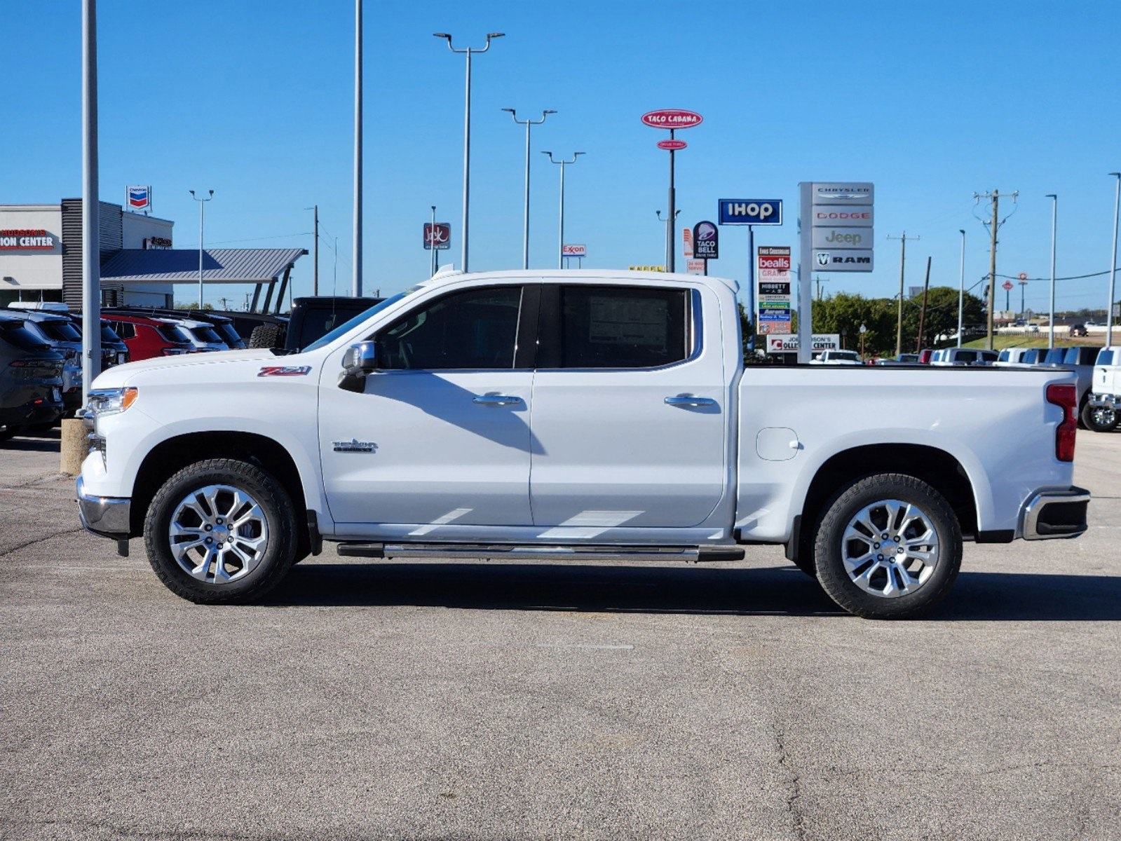 2025 Chevrolet Silverado 1500 LTZ 3