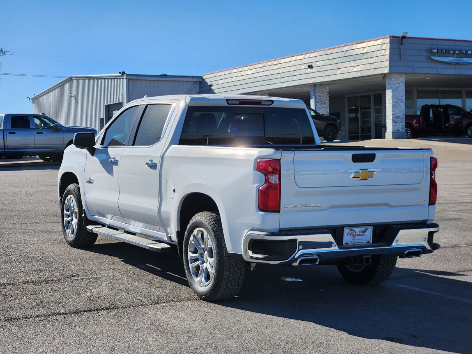 2025 Chevrolet Silverado 1500 LTZ 4