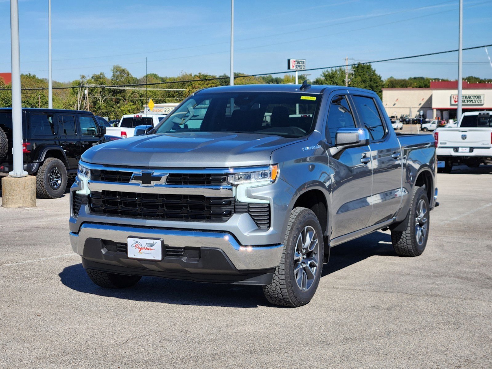 2025 Chevrolet Silverado 1500 LT 2