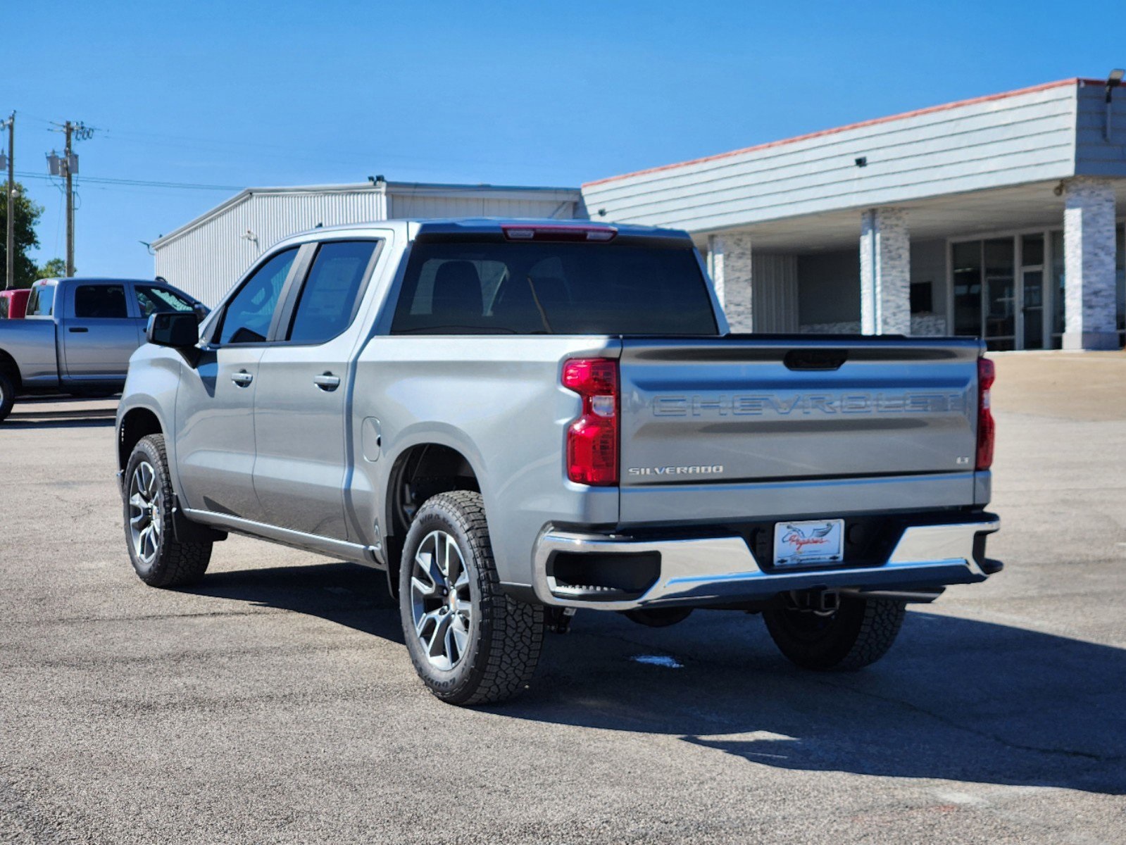 2025 Chevrolet Silverado 1500 LT 4